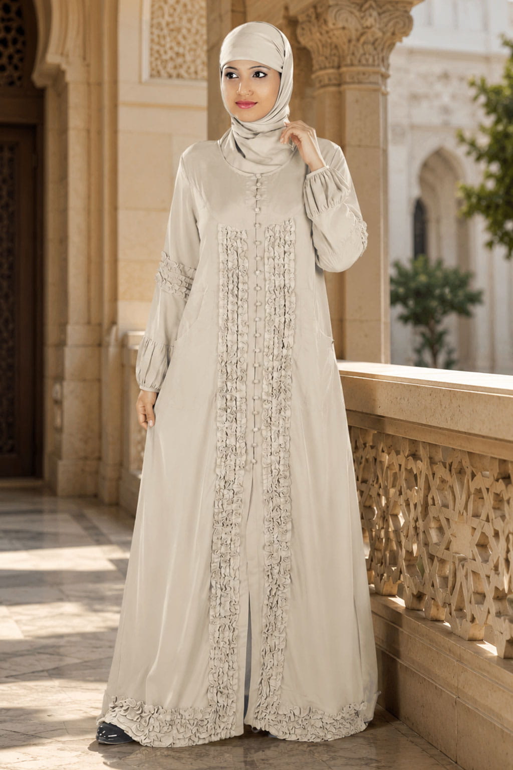 Saadiya Abaya