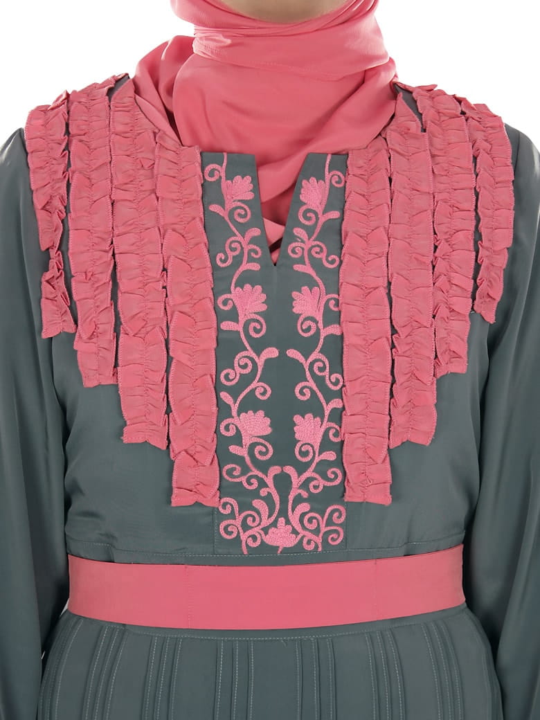 Ramsha Abaya