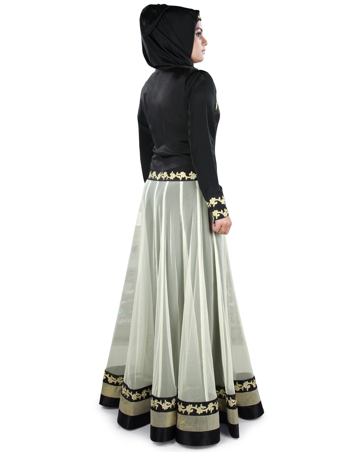 Farheen Abaya