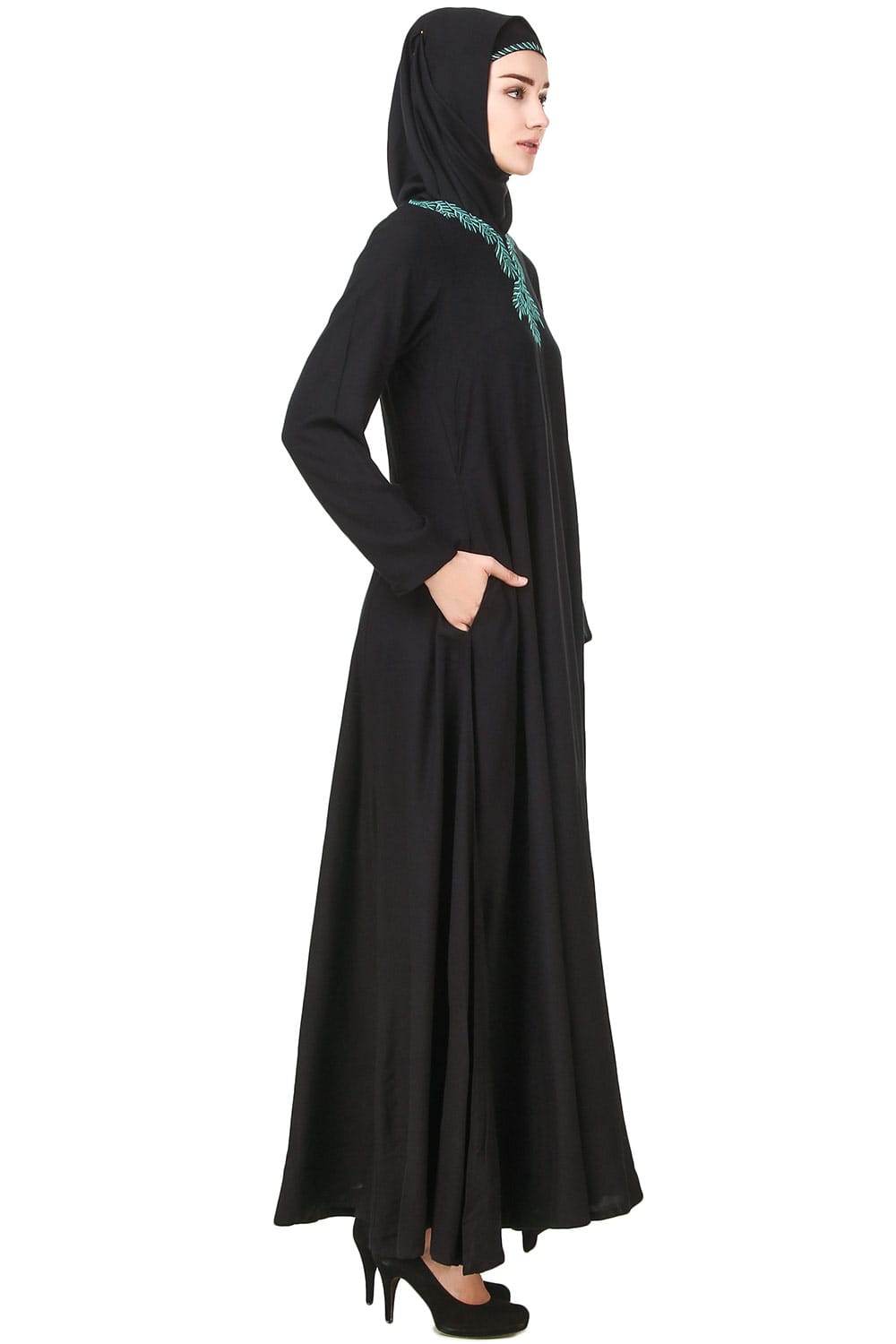 Izma Rayon Abaya