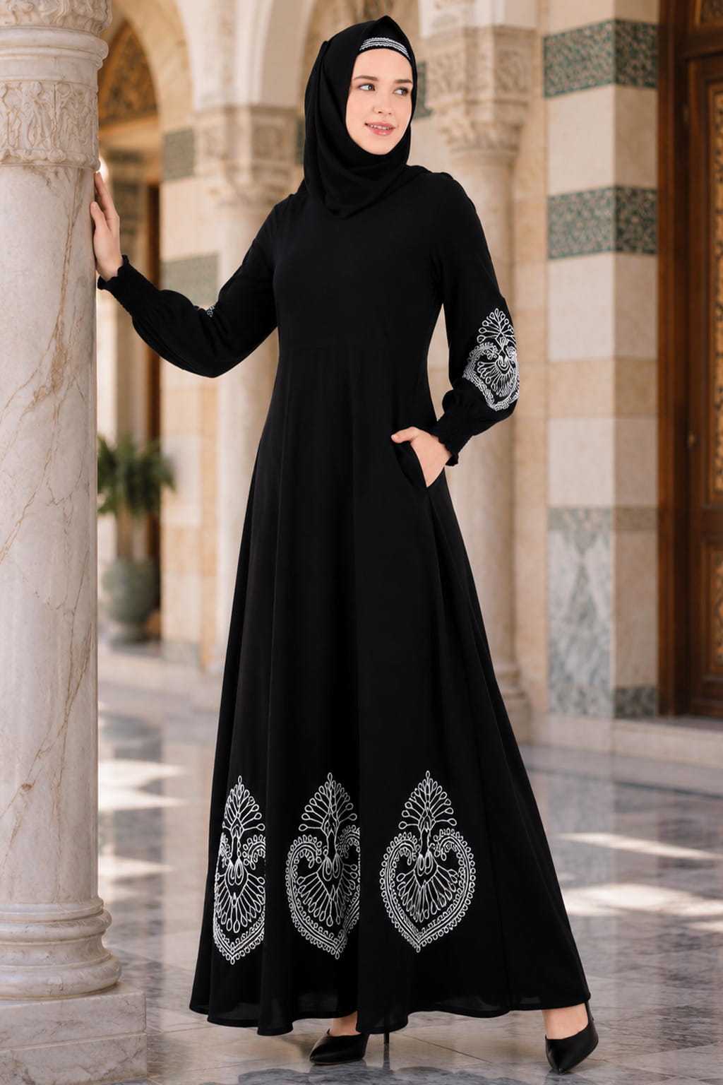 Paisley Embroidery Nida Black Abaya