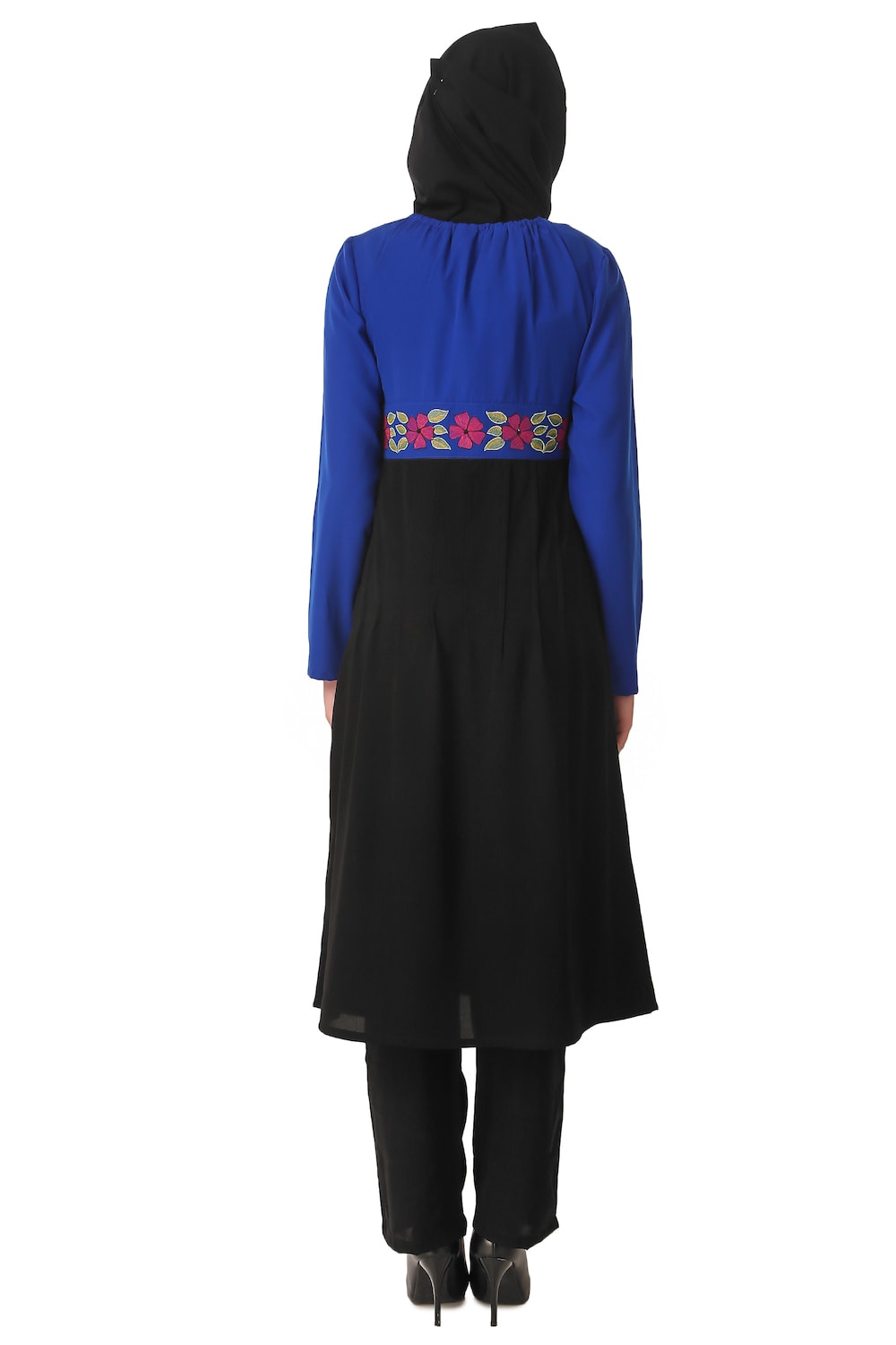 Aadila Salwar kameez