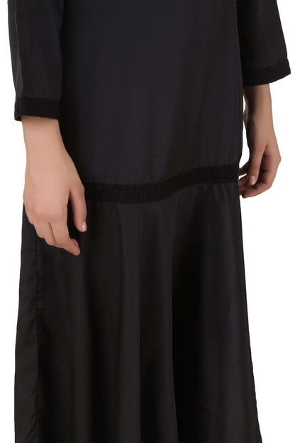 Sadah Black Nida Abaya