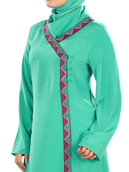Maryum Abaya Front