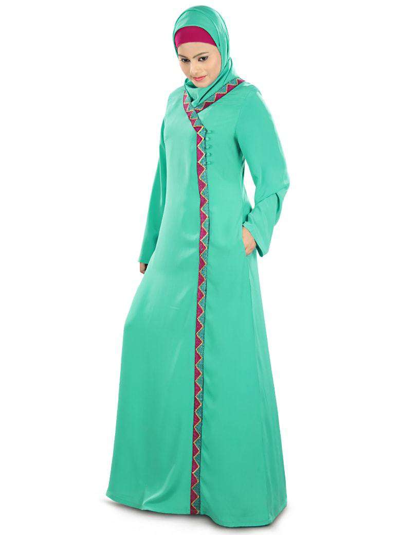 Maryum Abaya Front Full